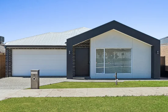 11 Holman Road, Kilmore, Vic 3764
