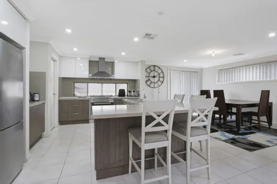 11 Hotham Road, Minto, NSW 2566