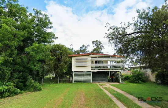 11 Hughes Street, Dysart, Qld 4745