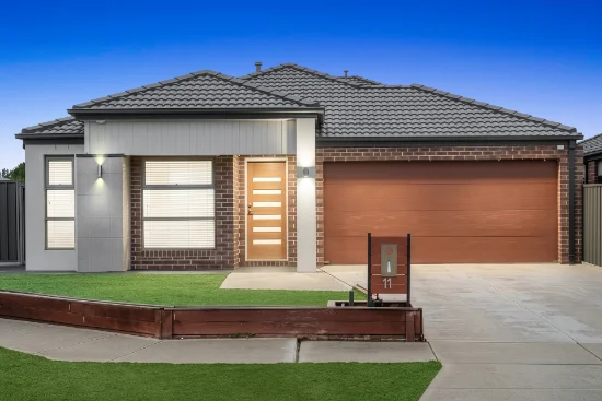 11 Ixora Crescent, Manor Lakes, Vic 3024 - For Sale