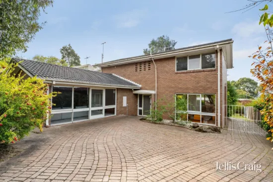11 Kalimna Crescent, Doncaster, Vic 3108