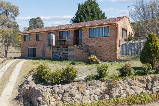 11 Kiah Avenue, Cooma, NSW 2630