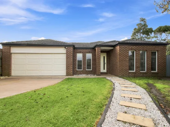 11 Kilkenny Close, Traralgon, Vic 3844
