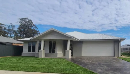 11 Kings Circuit, Moama NSW 2731-Image