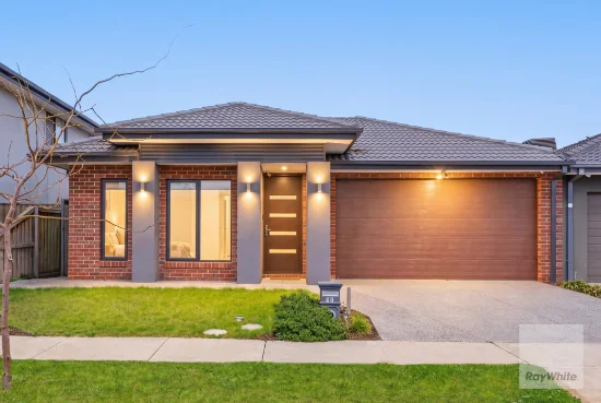 11 Kohli Crescent, Rockbank, Vic 3335
