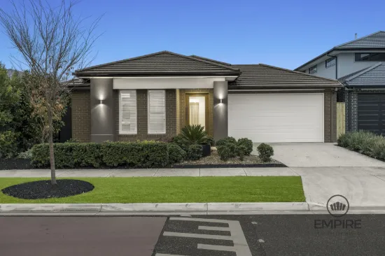 11 Kunlun Crescent, Clyde North, Vic 3978