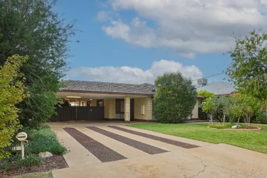 11 Kurrajong Street, Red Cliffs, Vic 3496
