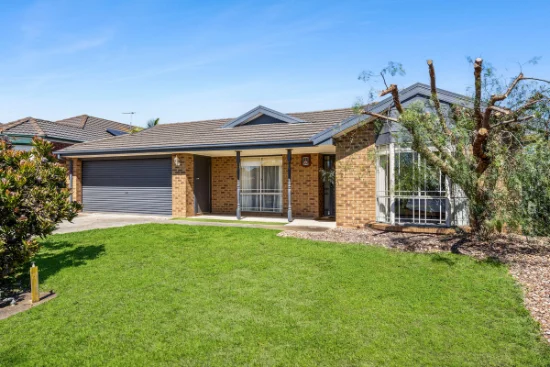 11 Lake Road, Lara, Vic 3212