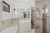 11 Lakefield Crescent, Paradise Point, Qld 4216-Image
