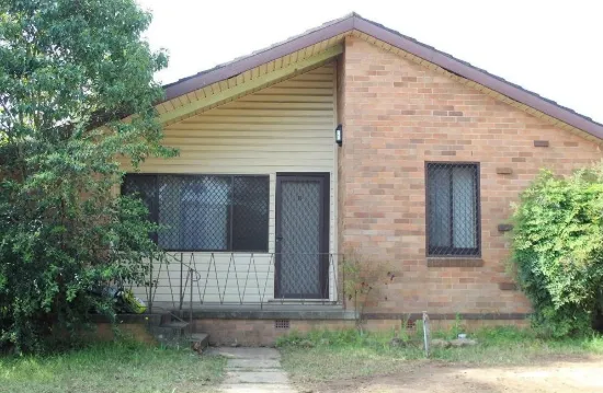 11 Lamont Place, Cartwright, NSW 2168