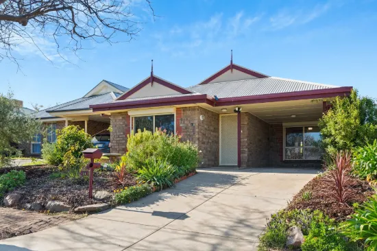 11 Lantern Drive, Seaford Rise, SA 5169