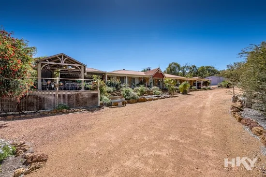 11 Leschenaultia Drive, Chittering, WA 6084
