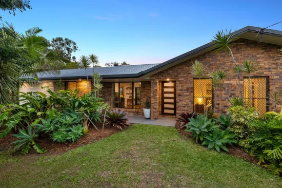 11 Lewisham Court, Birkdale, Qld 4159