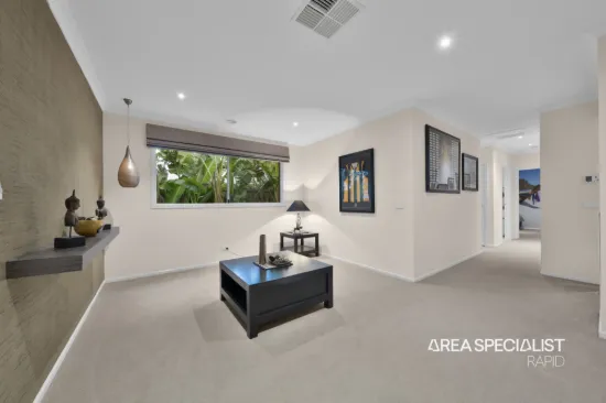 11 Lineham Drive, Cranbourne East, Vic 3977-Image