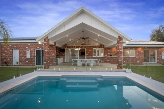 11 Litchfield Drive, Thurgoona, NSW 2640
