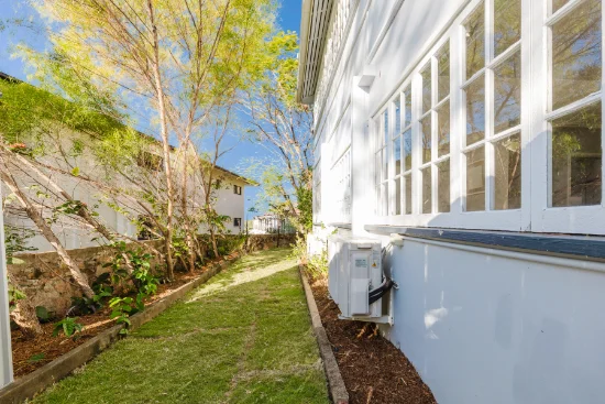 11 Little Street, Belgian Gardens, Qld 4810-Image