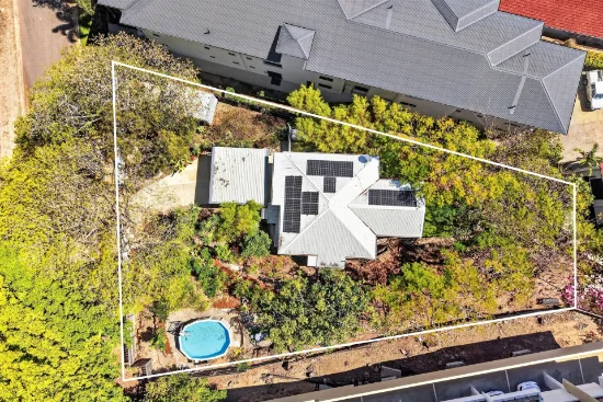 11 Little Street, Belgian Gardens, Qld 4810-Image