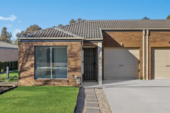 11 Littlejohn Lane, Franklin, ACT 2913