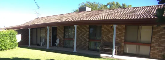 11 Logan Street, Moree, NSW 2400