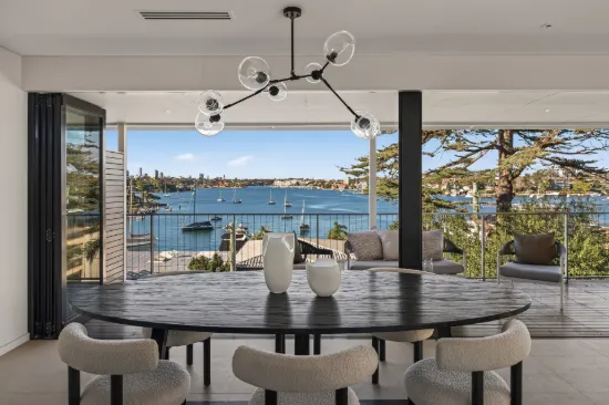 11 Lyndhurst Crescent, Hunters Hill, NSW 2110