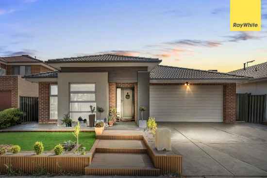 11 Macalister Grove, Melton South, Vic 3338