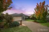 11 Magnolia Close, Jerrabomberra, NSW 2619