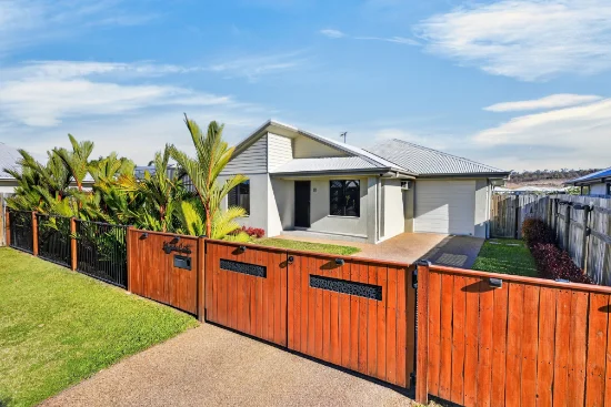 11 Mariala Court, Bushland Beach, Qld 4818