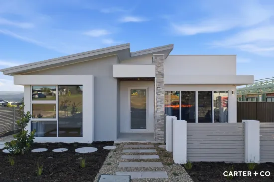 11 Max Day Lane, Macnamara, ACT 2615