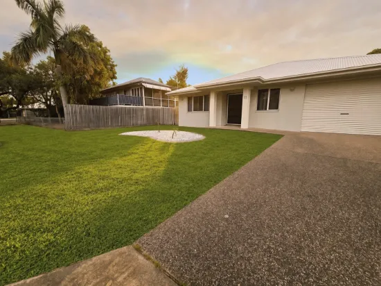 11 McDougall Street, Currajong, Qld 4812