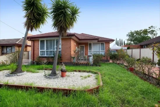 11 McRae Avenue, St Albans, Vic 3021