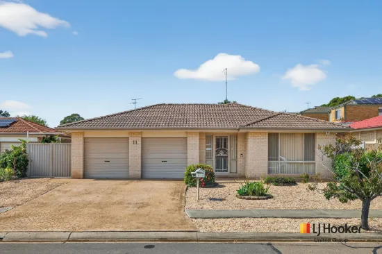 11 Michelago Circuit, Prestons, NSW 2170
