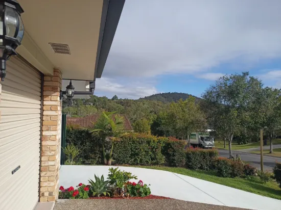 11 Mona Court, Oxenford, Qld 4210