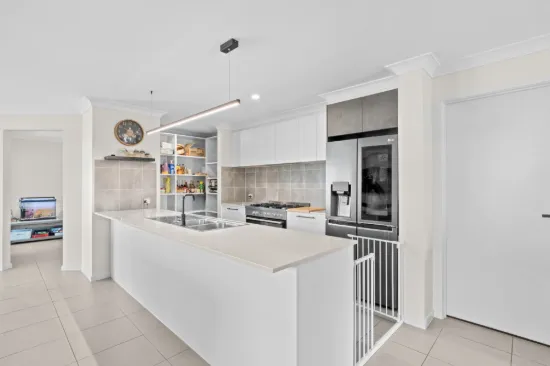11 Monarch Street, Flagstone, Qld 4280-Image