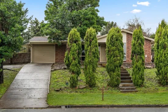 11 Monaro Road, Aberfoyle Park, SA 5159