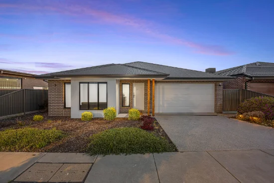 11 Moore Way, Lucas, Vic 3350 - For Sale