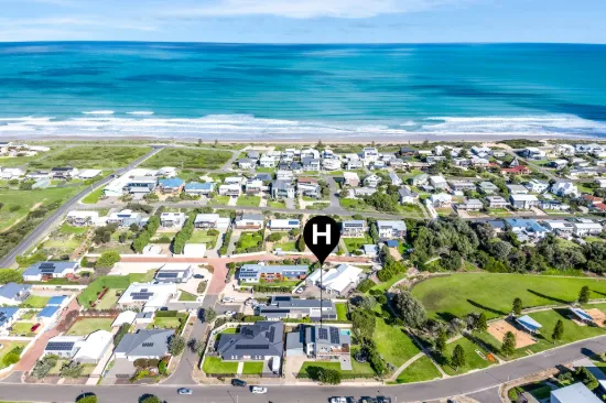 11 Morrison Avenue, Middleton, SA 5213