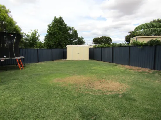 11 Mulga Street, Blackwater, Qld 4717-Image