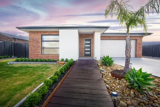 11 Muller Street, Horsham, Vic 3400 - For Sale