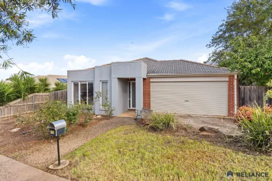 11 Myers Street, Darley, Vic 3340