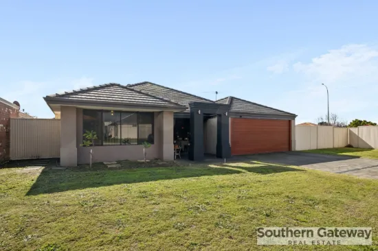 11 Napoleon Way, Bertram, WA 6167