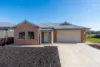 11 Newbridge Parade, Murray Bridge, SA 5253-Image