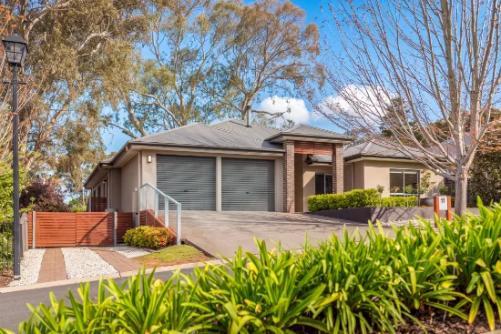 11 Nicholas Paech Drive, Hahndorf, SA 5245