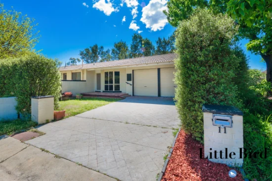 11 Nivison Place, Charnwood, ACT 2615