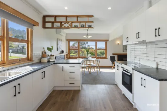 11 Old Road, Franklin, Tas 7113