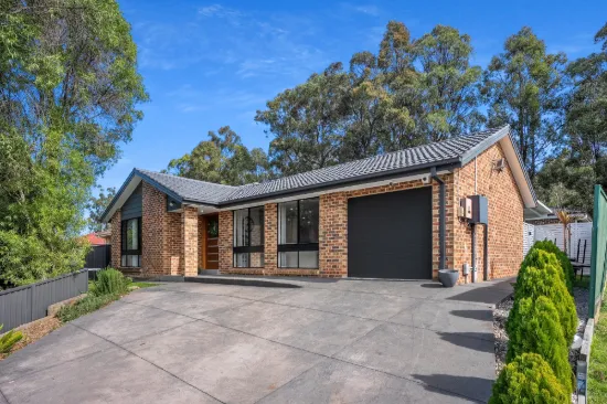 11 Opal Place, Bossley Park, NSW 2176