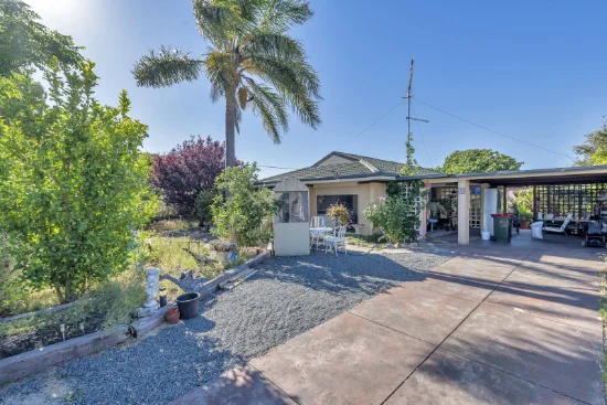 11 Osmunda Place, Pinjarra, WA 6208