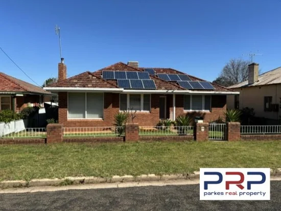 11 Oswin Street, Parkes, NSW 2870