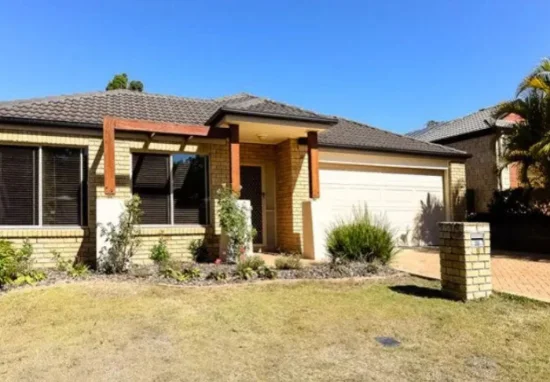 11 Parkside Place, Forest Lake, Qld 4078