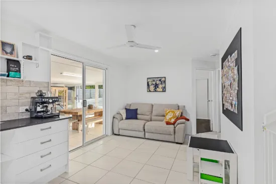 11 Parkview Road, Glass House Mountains, Qld 4518-Image