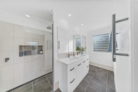 11 Parkview Road, Glass House Mountains, Qld 4518-Image